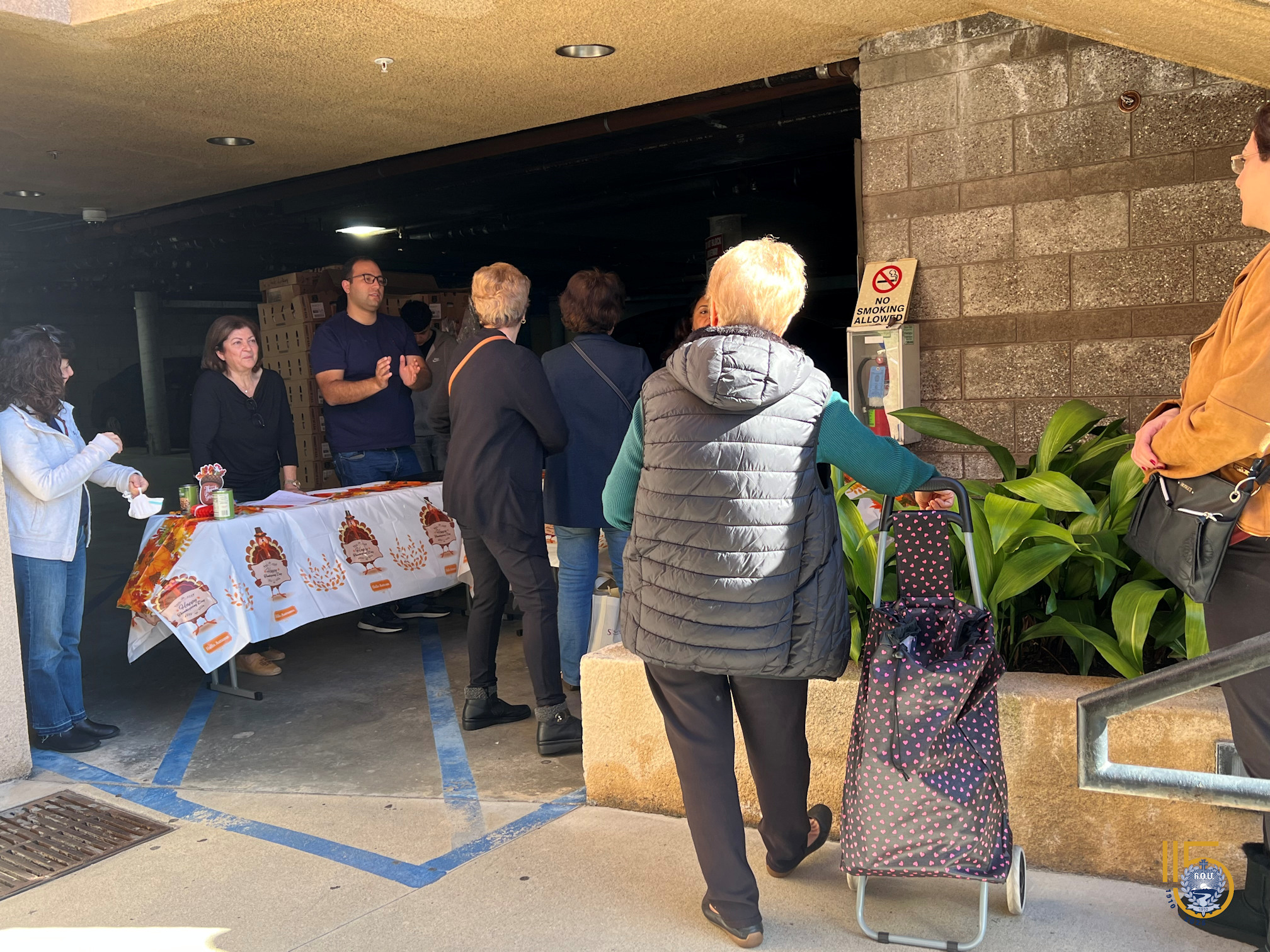 Social Services Clients Receive Free Food